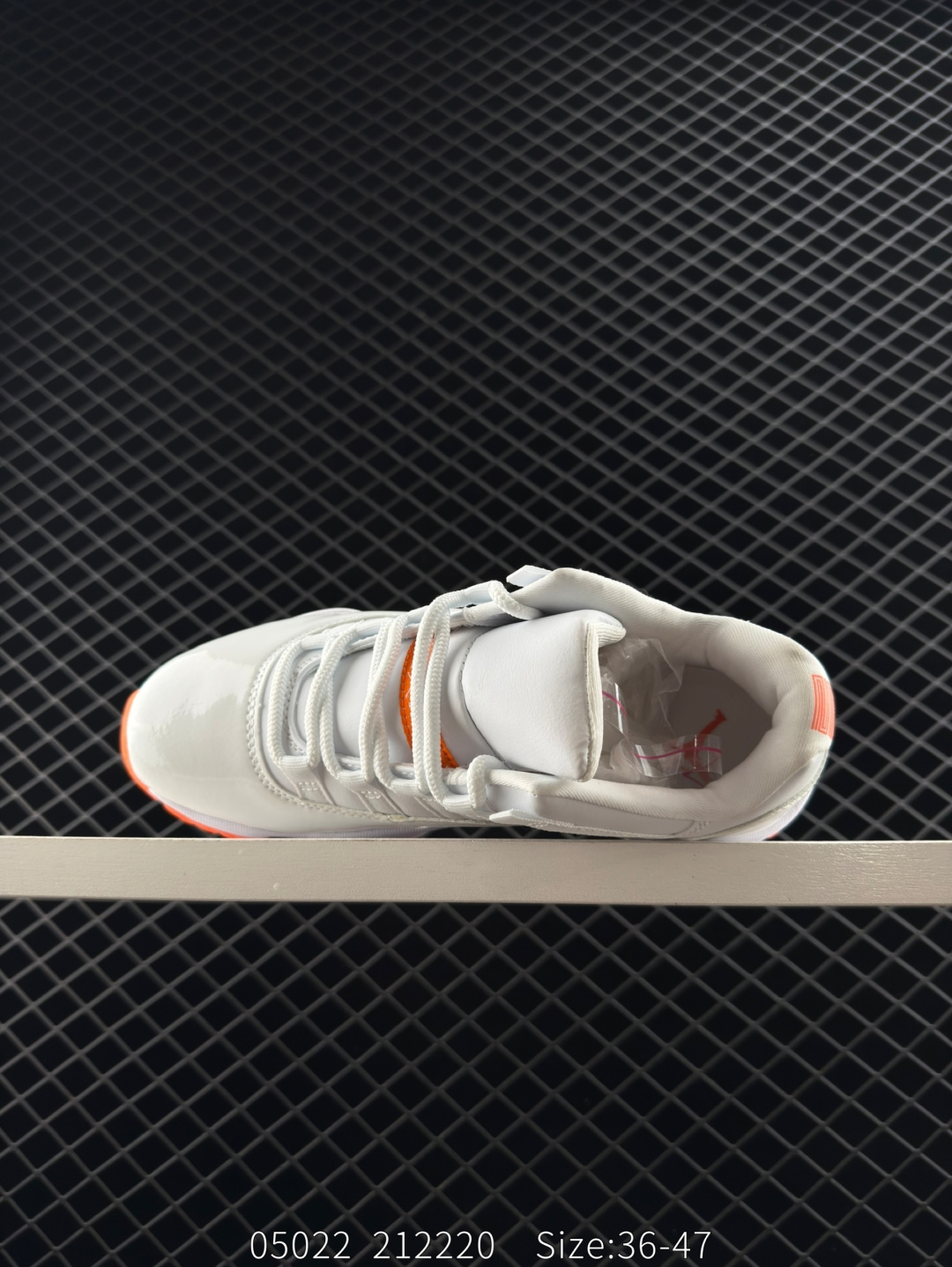 Nike Air Jordan 11 Retro Low”Concord“